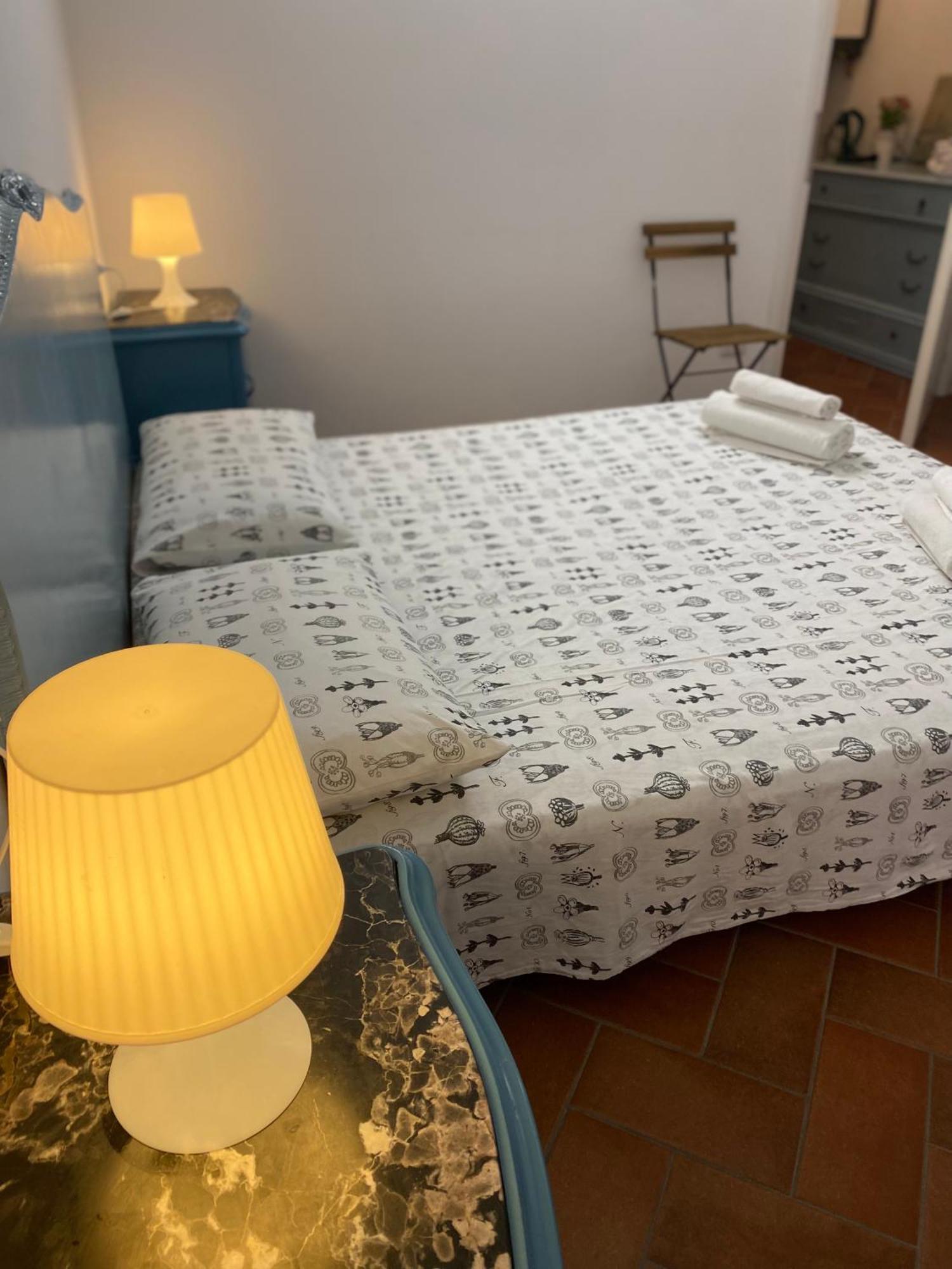 Holiday House Alla Torre Mandello del Lario Bagian luar foto